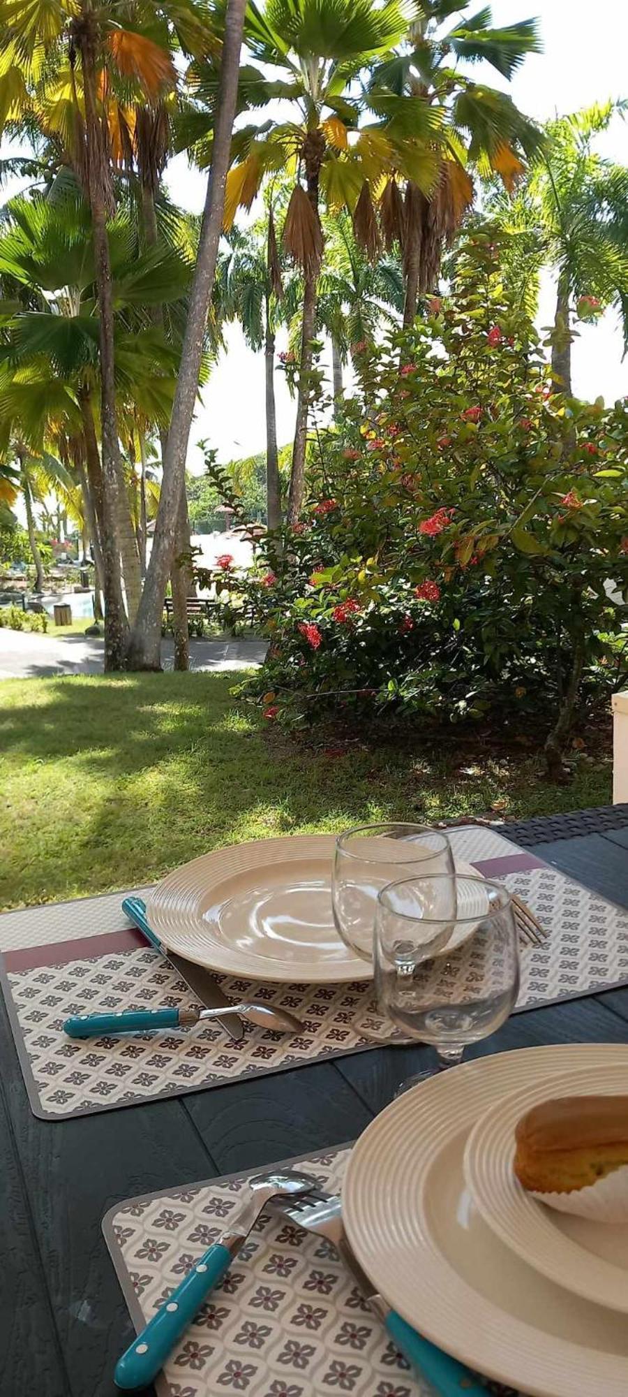 Caraibes Apparts-Resorts Сент-Анн Экстерьер фото